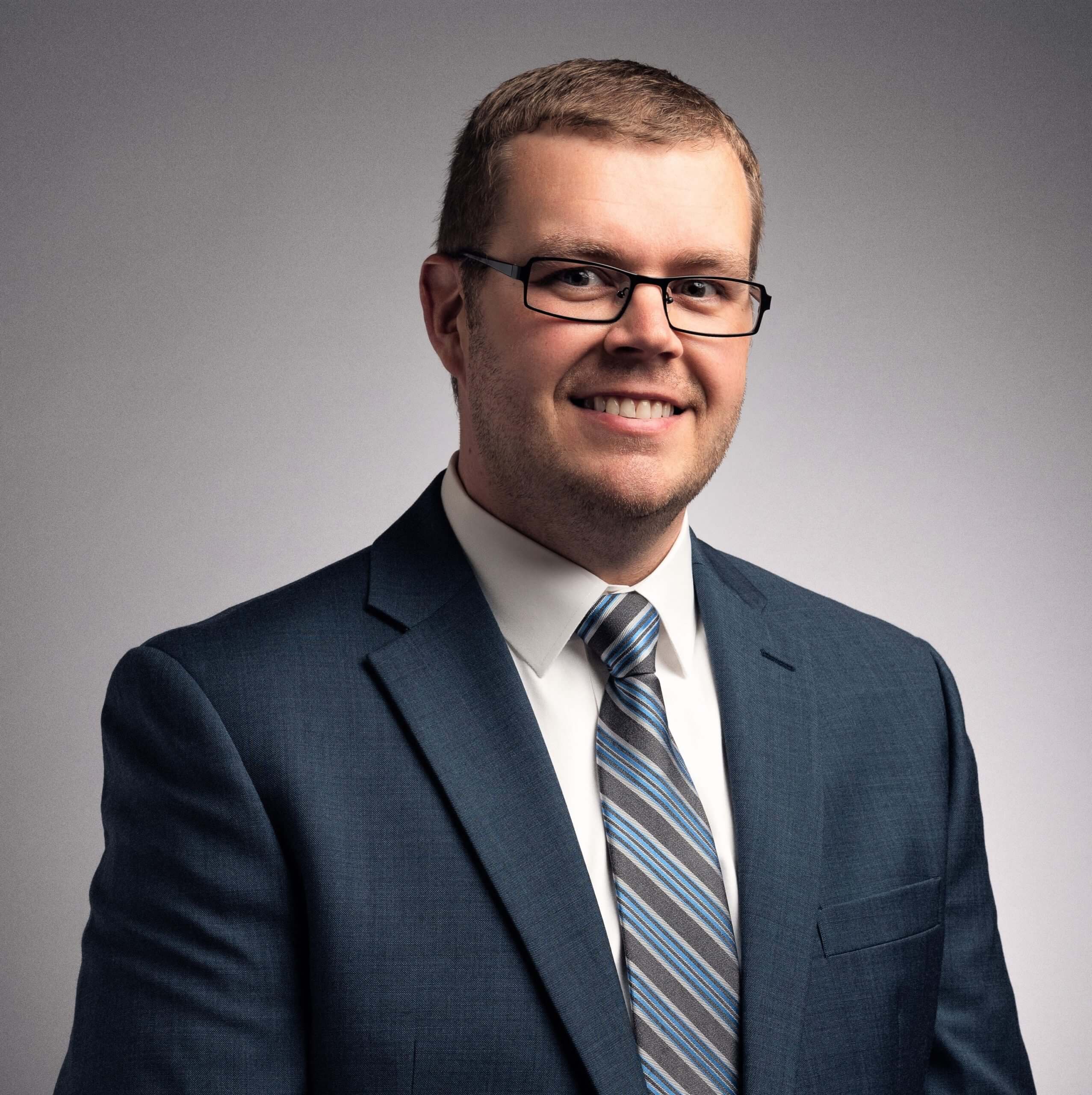 Ryan P. Foreman, MD - Sports Medicine Physician Northcentral Indiana - OSMC - orthopedics - orthopedic surgery Elkhart IN - orthopedic surgery Goshen IN - orthopedic surgery Middlebury IN - orthopedic surgery Nappanee IN - orthopedic center near me - orthopedic clinic near me - orthopedic doctor 