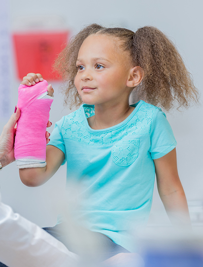 Wonderful care and a pink cast! Orthopedic Walk-In Clinic near me - OSMC - orthopedics - orthopedic surgery Elkhart IN - orthopedic surgery Goshen IN - orthopedic surgery Middlebury IN - orthopedic surgery Nappanee IN - orthopedic center near me - orthopedic clinic near me - orthopedic doctor