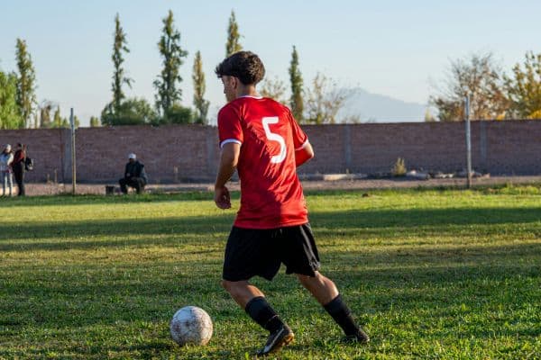 Spring Sports Injuries Are Back: What Athletes Need to Watch For
