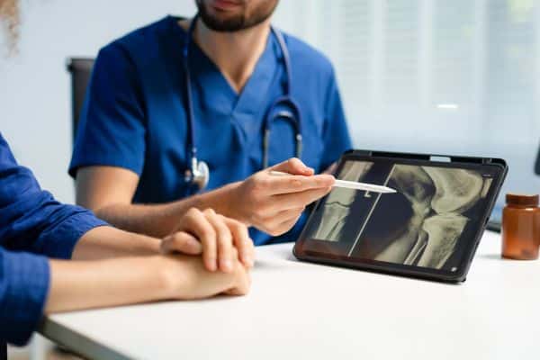 Joint Pain That’s Getting Worse? When It May Be Time for Advanced Treatmen